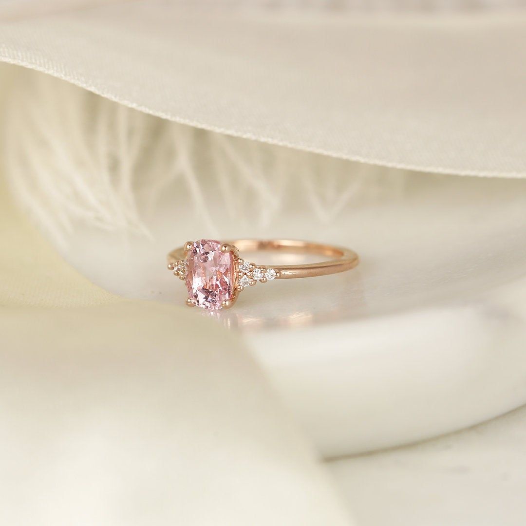 1.35ct Ready to Ship Marlow 14kt Rose Gold Blush Peach Sapphire Diamond Dainty Elongated Cushion Cluster 3 Stone Ring,Rosados Box