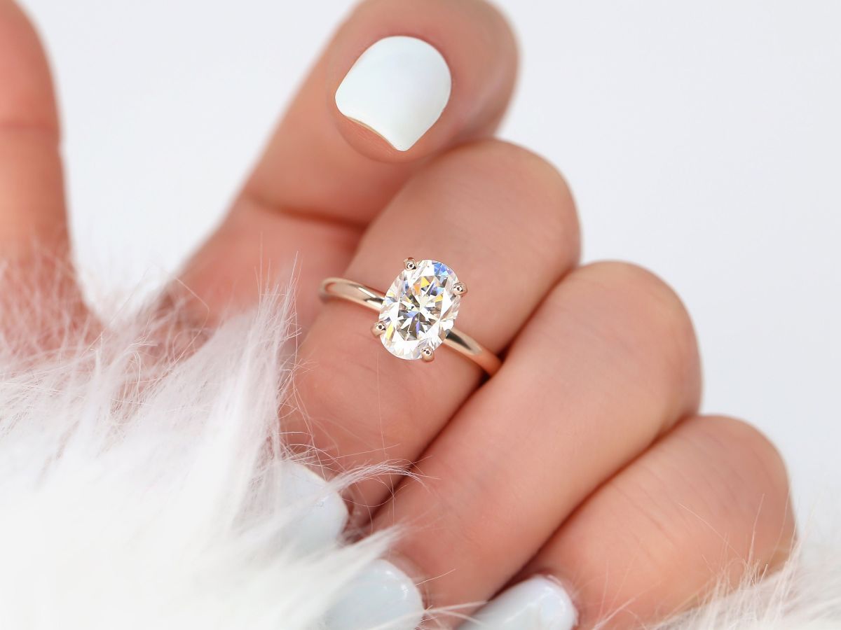 Delicate Engagement Rings Evoke An Understated Beauty