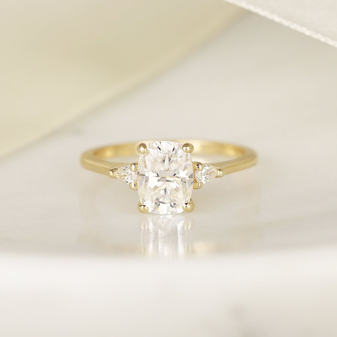 1.50cts Petite Ellis 8x6mm 14kt Solid Gold Forever One Moissanite Diamond Pear 3 Stone Dainty Elongated Cushion Engagement Ring,Rosados Box