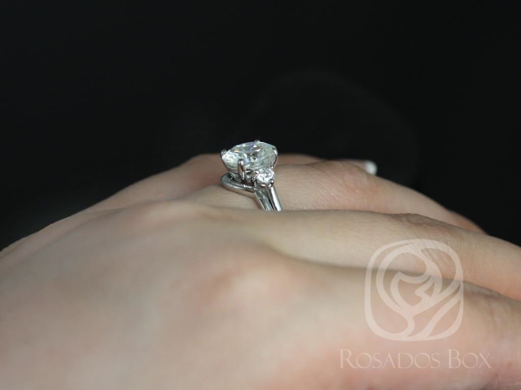 2ct Gloria 9x7mm 14kt Gold Moissanite and Diamonds Three Stone Oval Bridal Set by Rosados Box
