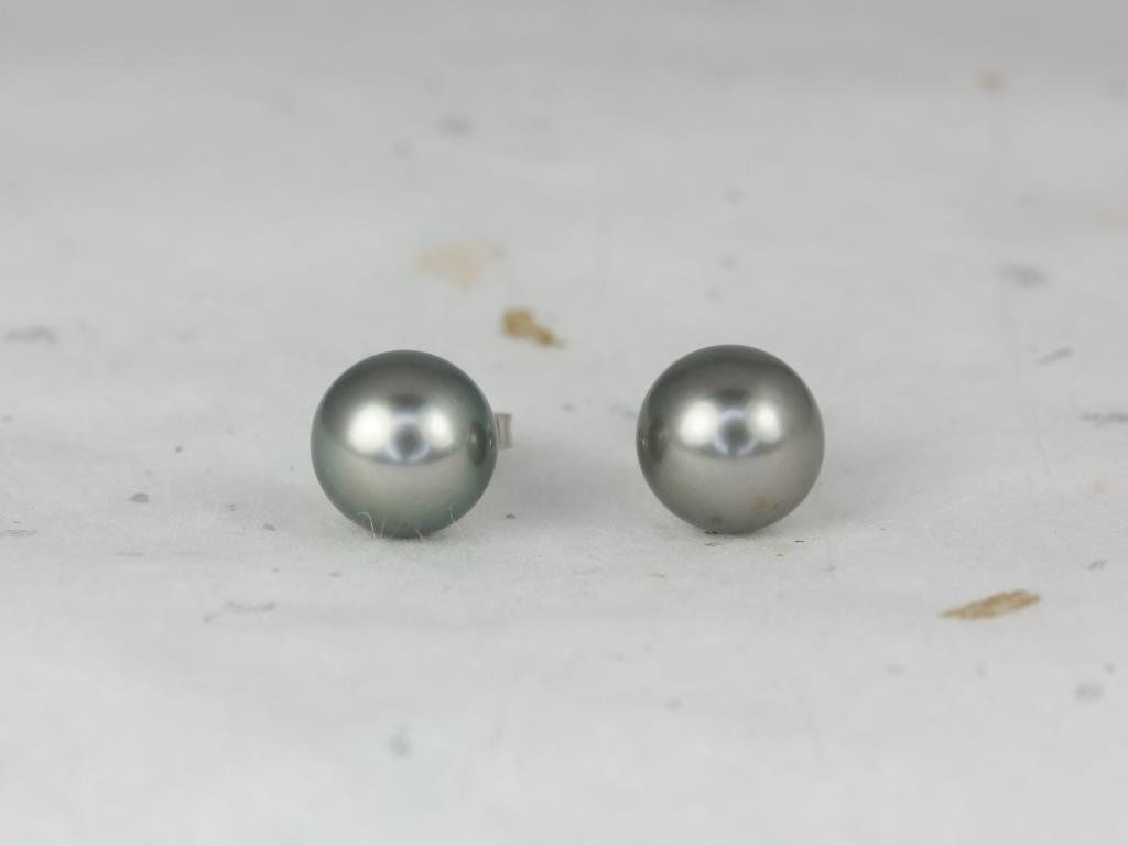 Rosados Box Ready to Ship Tahitian Pearl 8.5-9mm 14kt White Gold Classic Stud Earrings (Basics Collection)