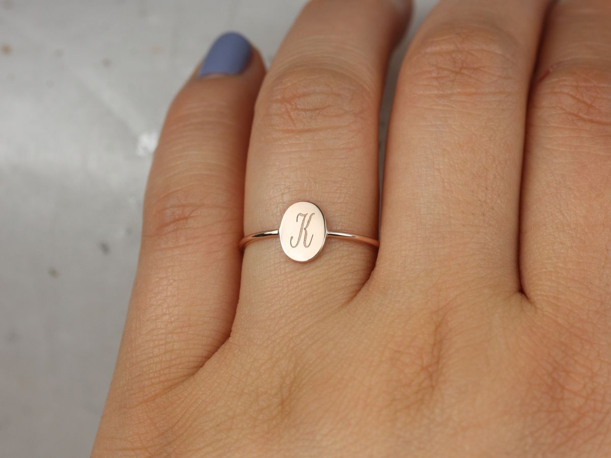 Rosados Box Petite Stevie 8x6mm 14kt Solid Gold Dainty Personalized Oval Letter Ring