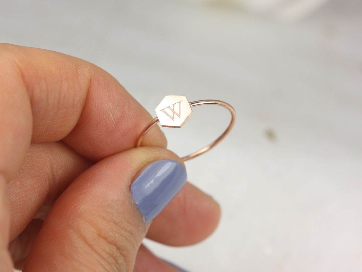 Rosados Box Petite Hunter 7mm 14kt Solid Gold Dainty Personalized Hexagon Letter Ring