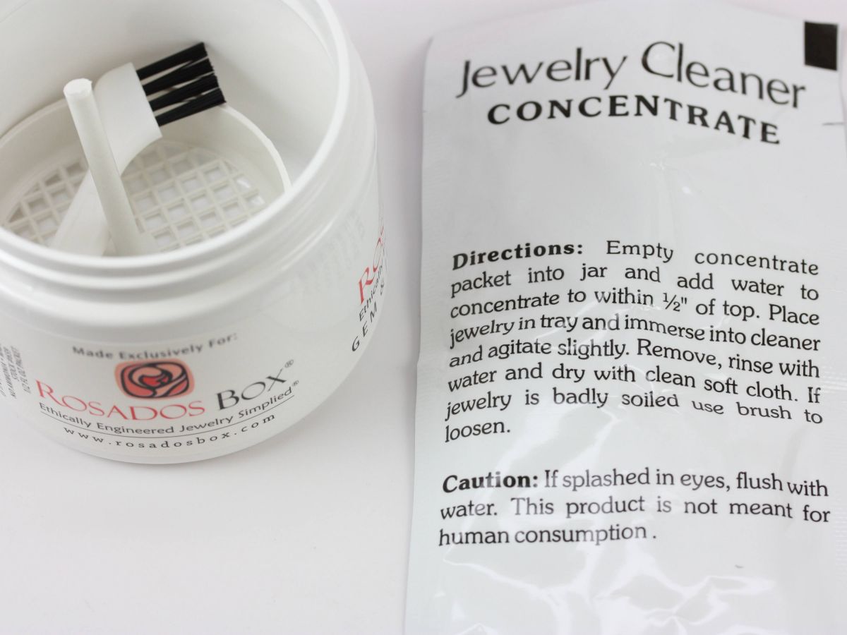 Non-Toxic Biodegradable Jewelry Cleaner Jar