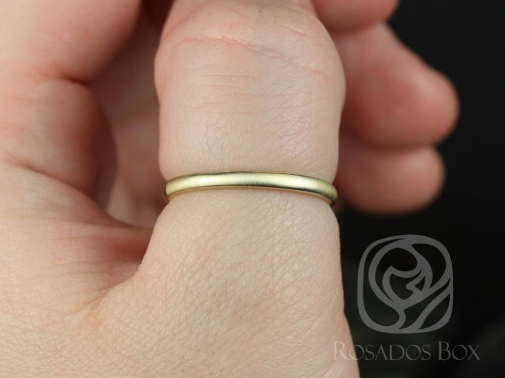 Rosados Box Steve 2mm 14kt Yellow Gold Oval Plain Non-Comfort Fit Matte or High Finish Band (Chic Classics Collection)
