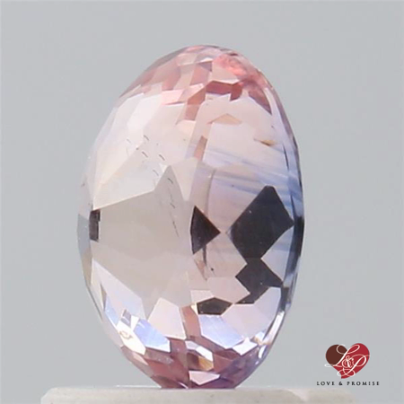 1.13cts Oval Peachy Mauve Champagne Sapphire