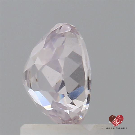 1.22cts Oval Faint White Pink Sapphire 