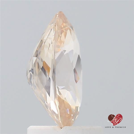 2.10cts Oval Light Peachy Blush Champagne Sapphire 